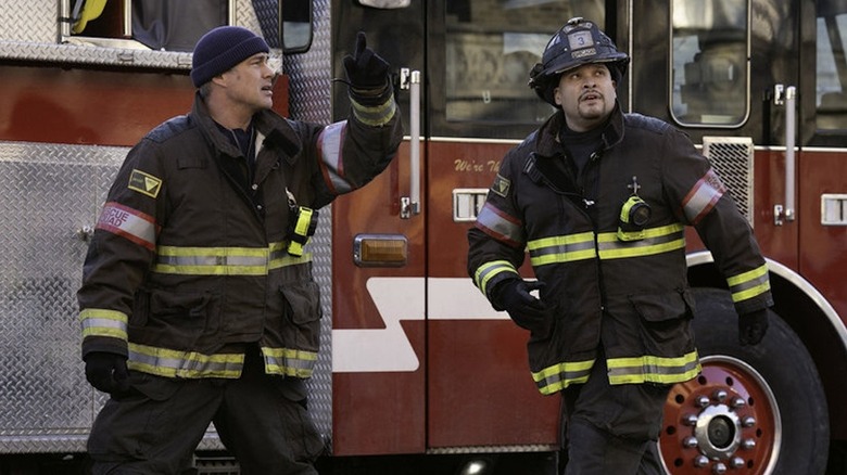 Severide ve Cruz Chicago Fire'da