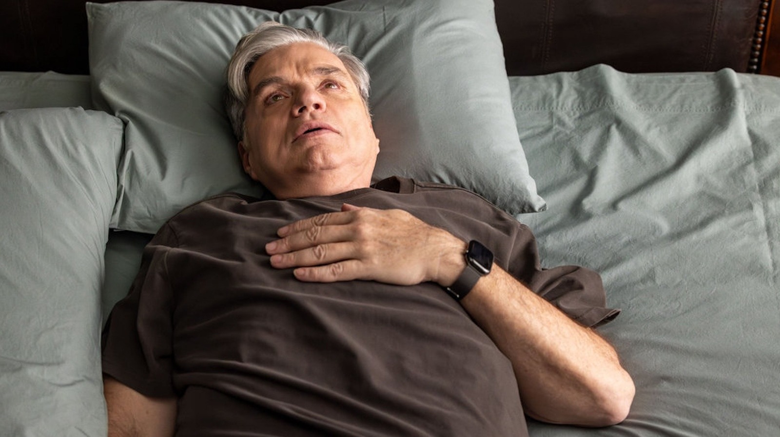 Chicago Med: [Spoiler] Is Alive! Oliver Platt Teases Plenty Of Drama Ahead