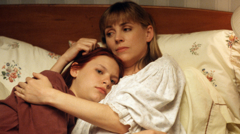 Angela Chase and her mother embracing on My So-Called Life