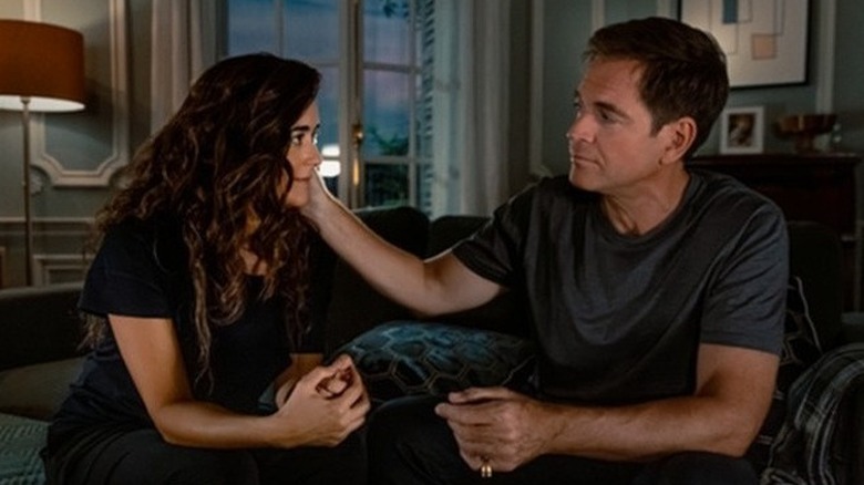 Ziva and Tony sharing an intimate moment on NCIS