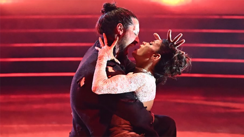 Jenna Dewan and Val Chmerkovskiy on Dancing With the Stars Season 35 Week 7