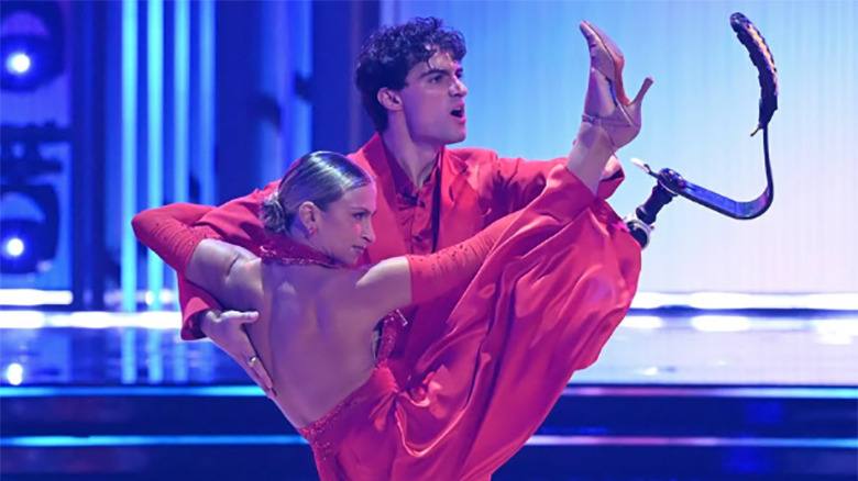 Ezra Frech and Daniella Karagach on the Dancing With the Stars Season 35 premiere