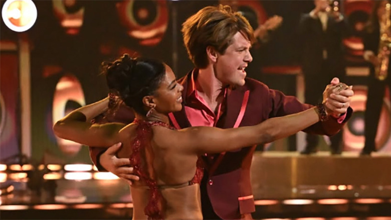 Taylor Hanson and Britt Stewart on the Dancing With the Stars Season 35 premiere