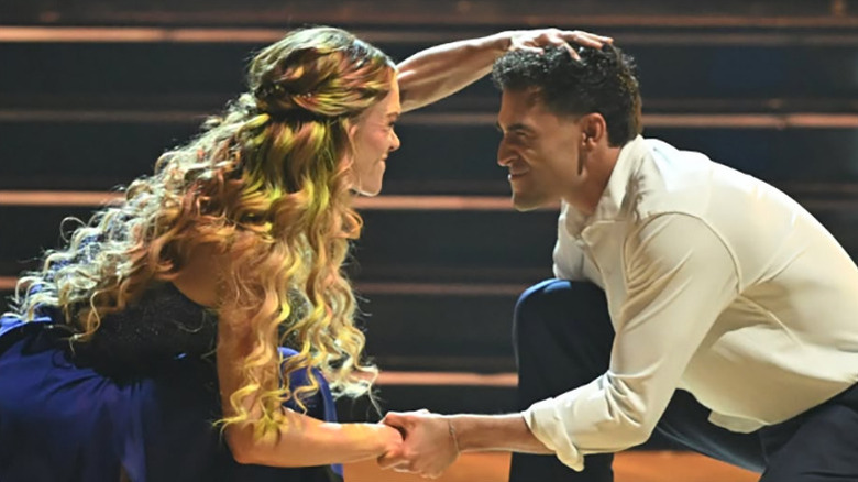 Julia Stiles and Ezra Sosa on Dancing With the Stars Season 35 Week 6