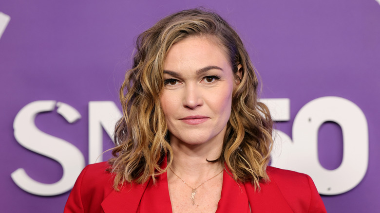 Julia Stiles at red carpet event