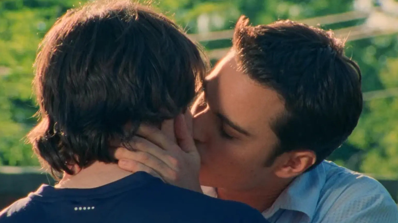 Dawson’s Creek Boss Threatened To Quit If Warner Bros. Censored The Show’s Historic Gay Kiss