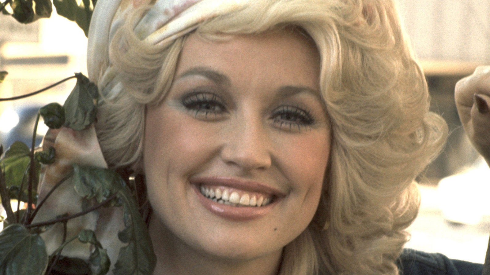 Dolly Partons Early Television Career Included A Classic Childrens Show