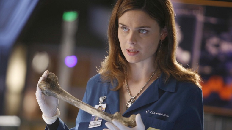 Tanıtım hala Emily Deschanel Bones