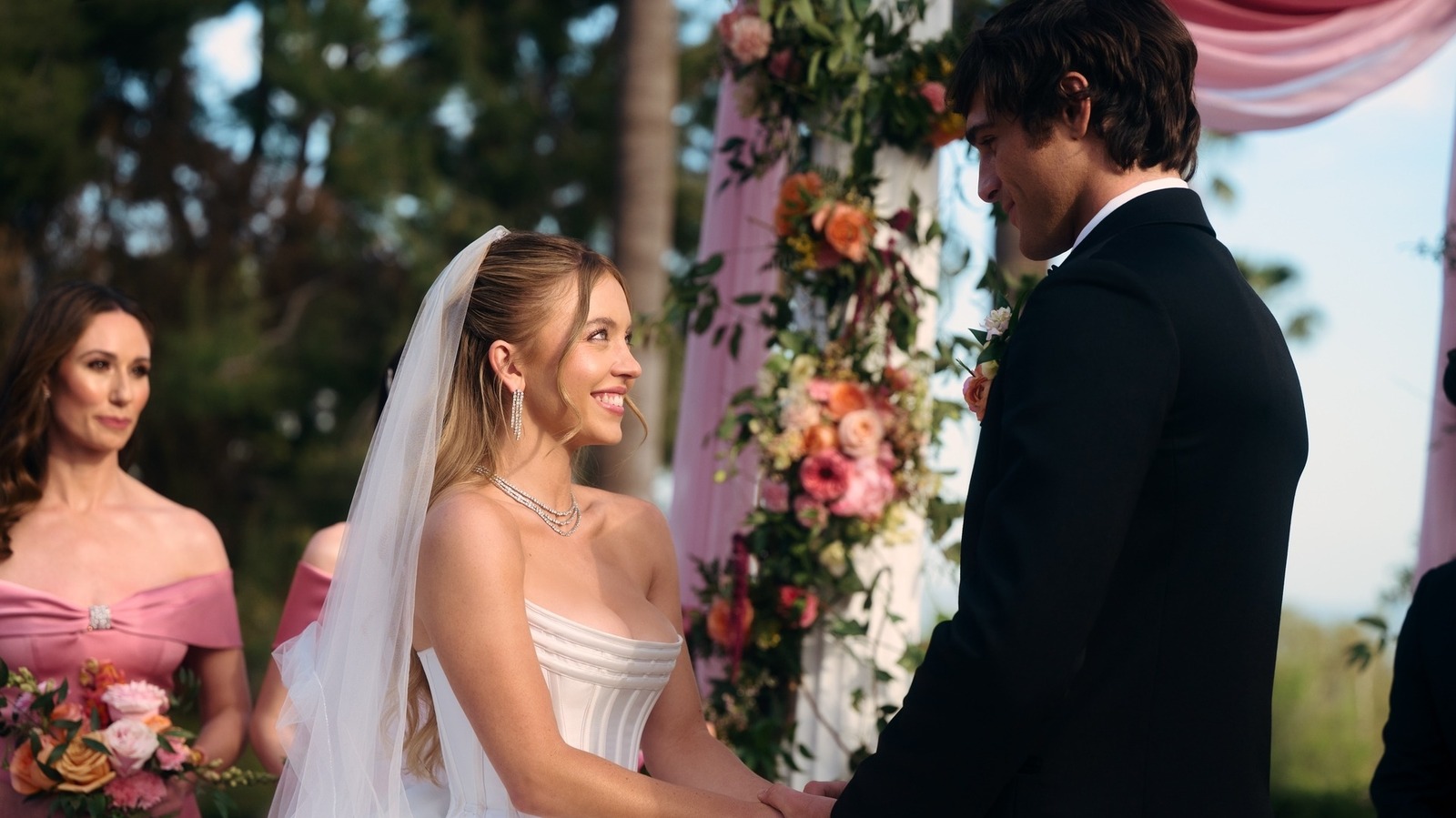 Euphoria Throws Nate And Cassie A Wedding That Ends In Blood &mdash; Read Episode 3 Recap