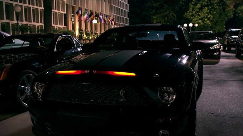 KITT in a parking lot in Knight Rider (2008)