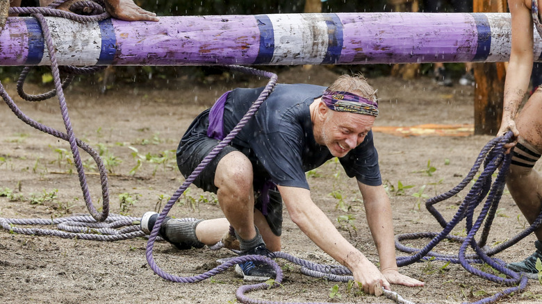Mike White competing on a challenge in Survivor
