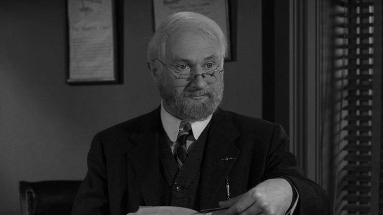 Professor Ellis Fowler (Donald Pleasance) teaches students in The Twilight Zone