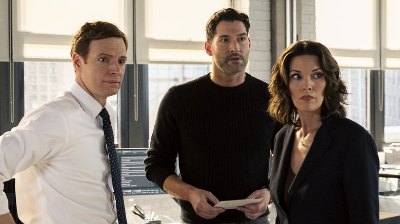 Nick Gehlfuss, Tom Ellis, and Alana de la Garza in CIA