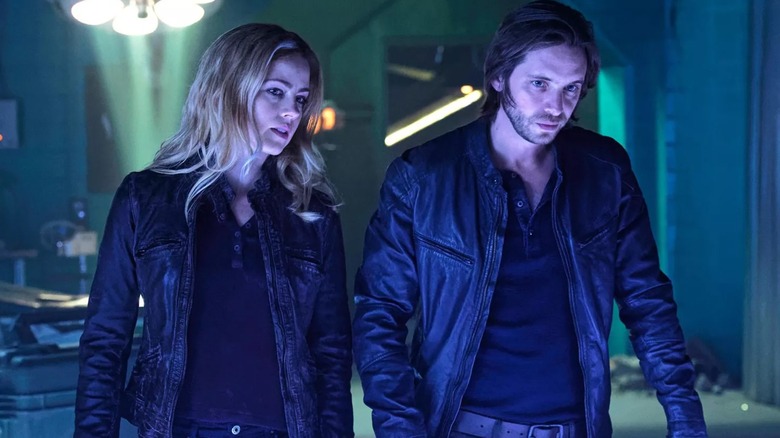 Dr. Cassandra Railly and James Cole fight to keep time from unraveling in "12 Monkeys."