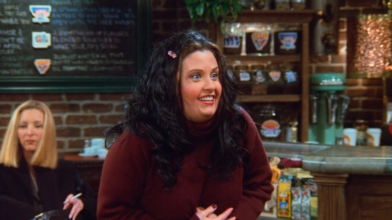 Monica smiles at Rachel in alternate timeline