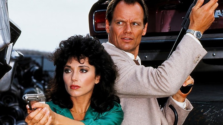 Sergeant Rick Hunter and Sergeant Dee Dee McCall with guns in "Hunter"