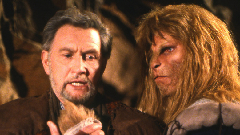 Vincent speaking with his father in the underground in Beauty and the Beast (1987)