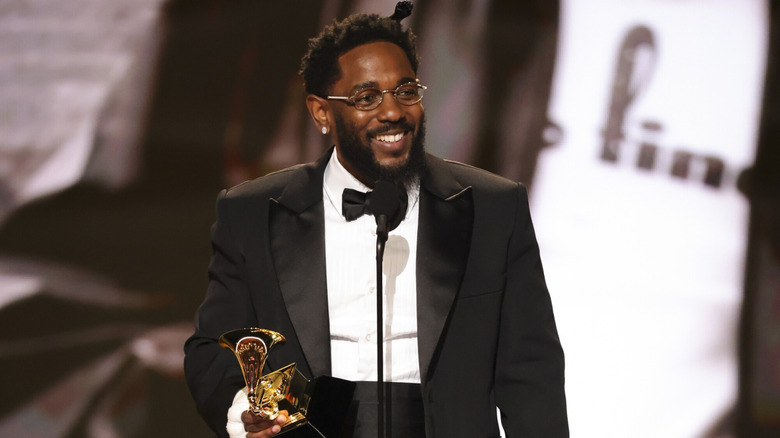 Kendrick Lamar accepts the Grammy for Best Rap Album