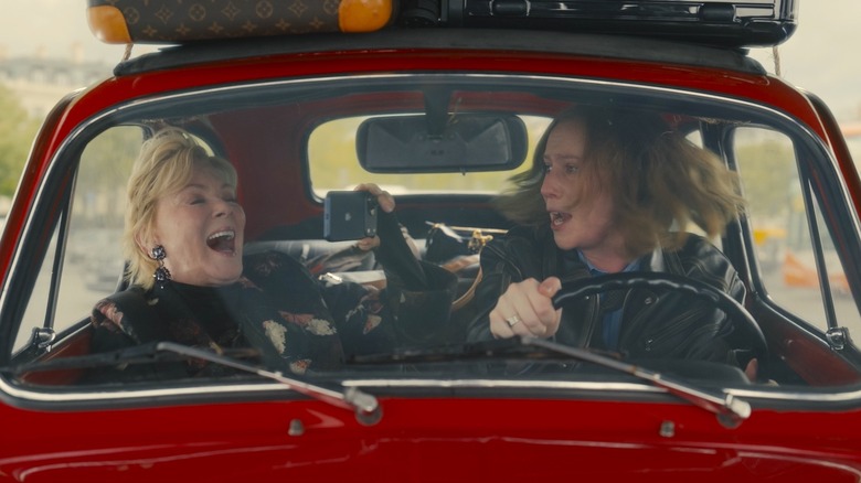 Hacks' Hannah Einbinder and Jean Smart