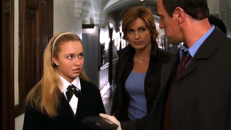 Angela talking with Benson and Stabler in the "Law & Order: Special Victims Unit" episode "Hooked"