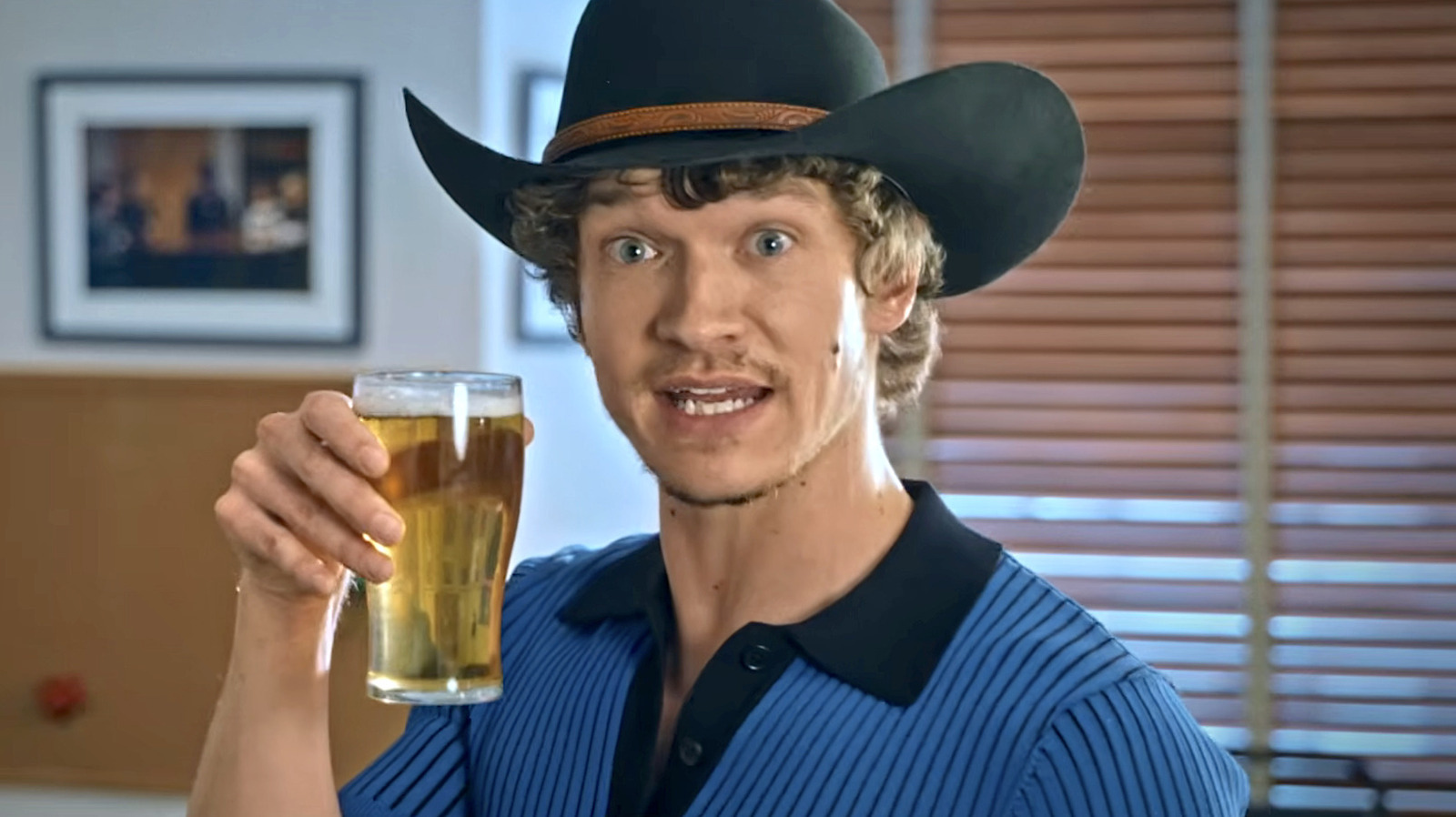 Heated Rivalrys Connor Storrie Shows Off His Many Accents In SNL Promo — Watch Heated Rivalrys Connor Storrie Shows Off His Many Accents In SNL Promo — Watch