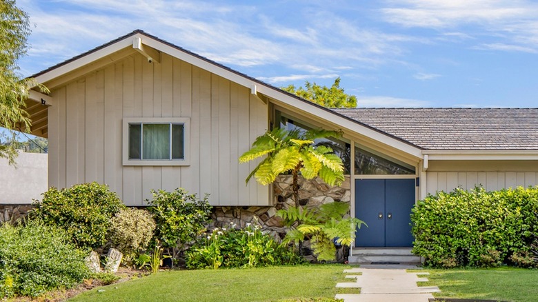 The Brady Bunch house on A Very Brady Renovation