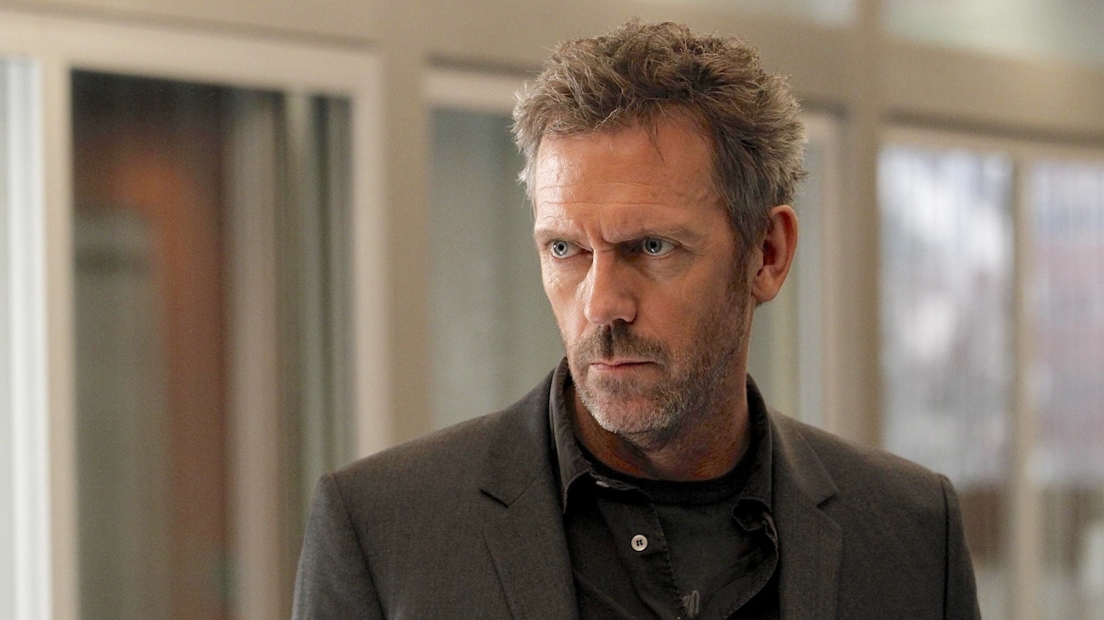 Hugh Laurie Eloquently Rips Into A House Fan Who Complains Every Episode Is The Same