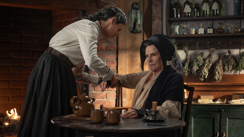Claire and Elspeth in Outlander