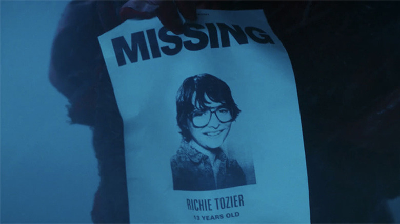 Finn Wolfhard as Richie Tozier in wanted poster in IT: Welcome to Derry