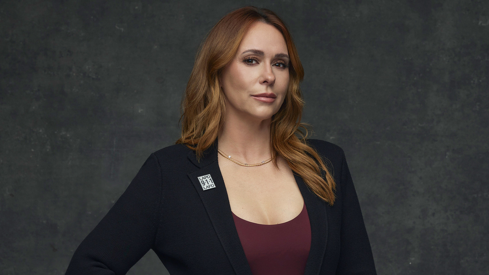 Jennifer Love Hewitt In 911 Season 10 — First Look At Maddie’s Blonde Hair Jennifer Love Hewitt In 911 Season 10 — First Look At Maddie’s Blonde Hair
