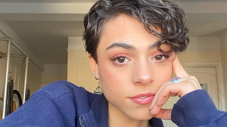 Elle Cast Release Date Trailer Legally Blonde Prequel Series