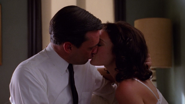 Don Draper kisses Megan in "Mad Men"