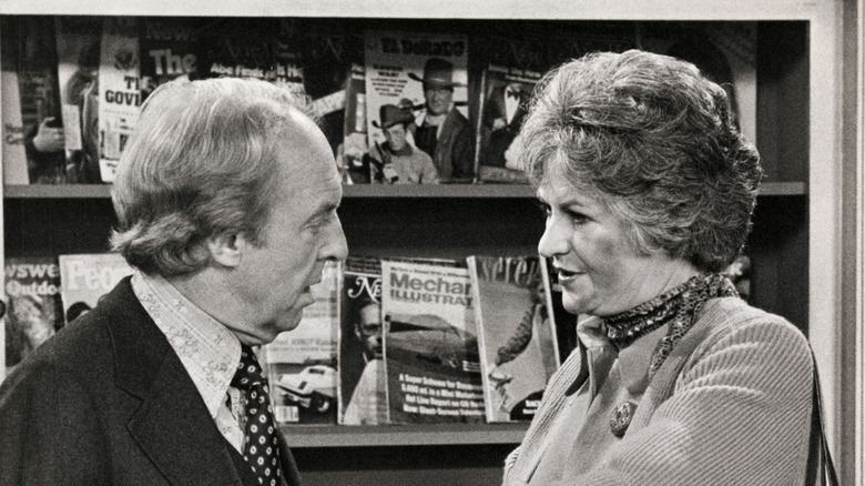 Maude Findlay talking to Dr. Arthur Harmon in "Maude"