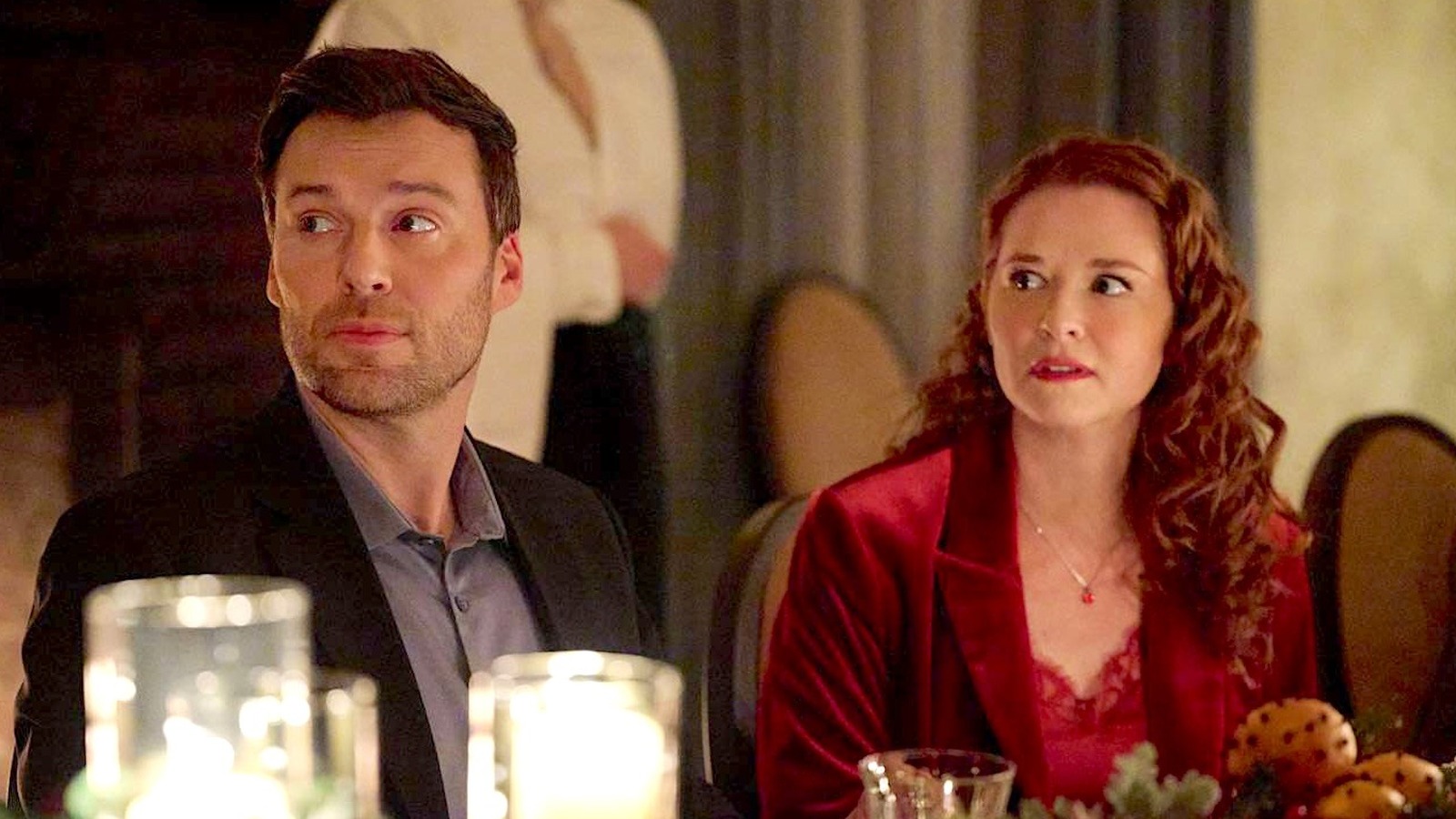 Mistletoe Murders Renewed For Season 3 At Hallmark With Sarah Drew