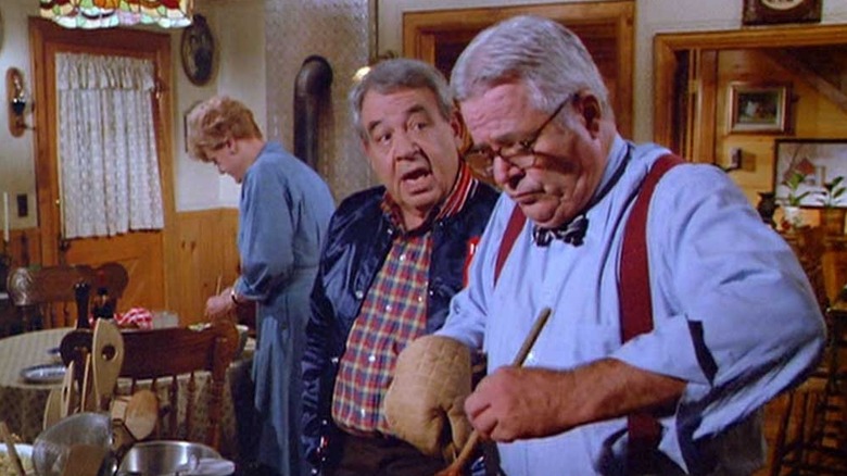 Sheriff Amos talks to a suspect in "Murder, She Wrote"