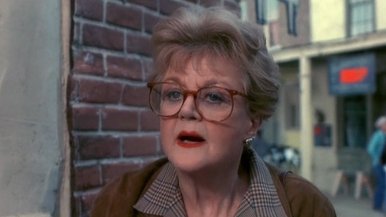 Jessica Fletcher looks across the street in "Murder, She Wrote"