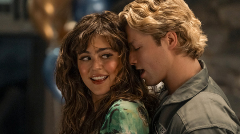 Allie and Dean dancing close at Halloween party