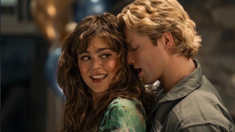 Allie and Dean dancing close at Halloween party