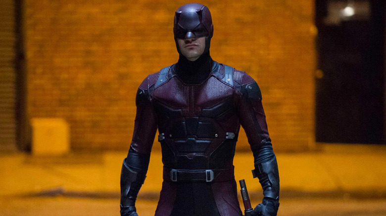 Charlie Cox's Daredevil stands ready in an alleyway on Season 1 of the Netflix Marvel series.