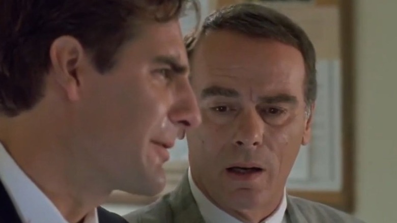 Sam Beckett in the body of Lee Harvey Oswald talks to Al on Quantum Leap