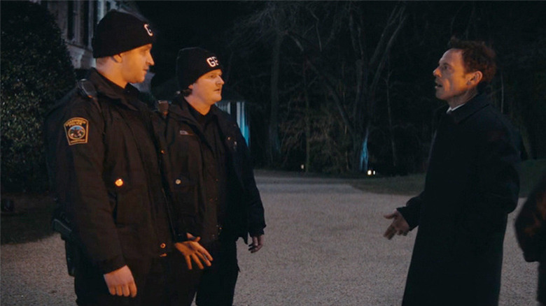 Danny talking to the Greenwich PD on Furious