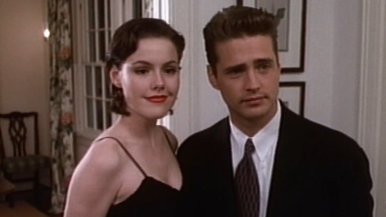 Kathleen Robertson as Clare and Jason Priestly as Brandon on "Beverly Hills, 90210"