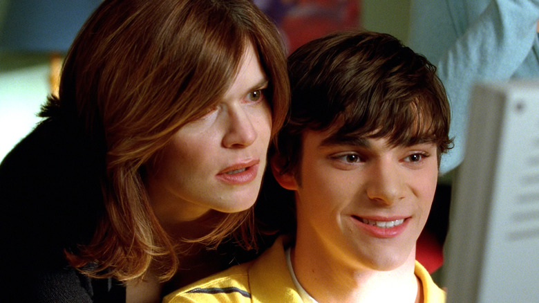 Breaking Bad, Marie and Walter Jr. at the computer