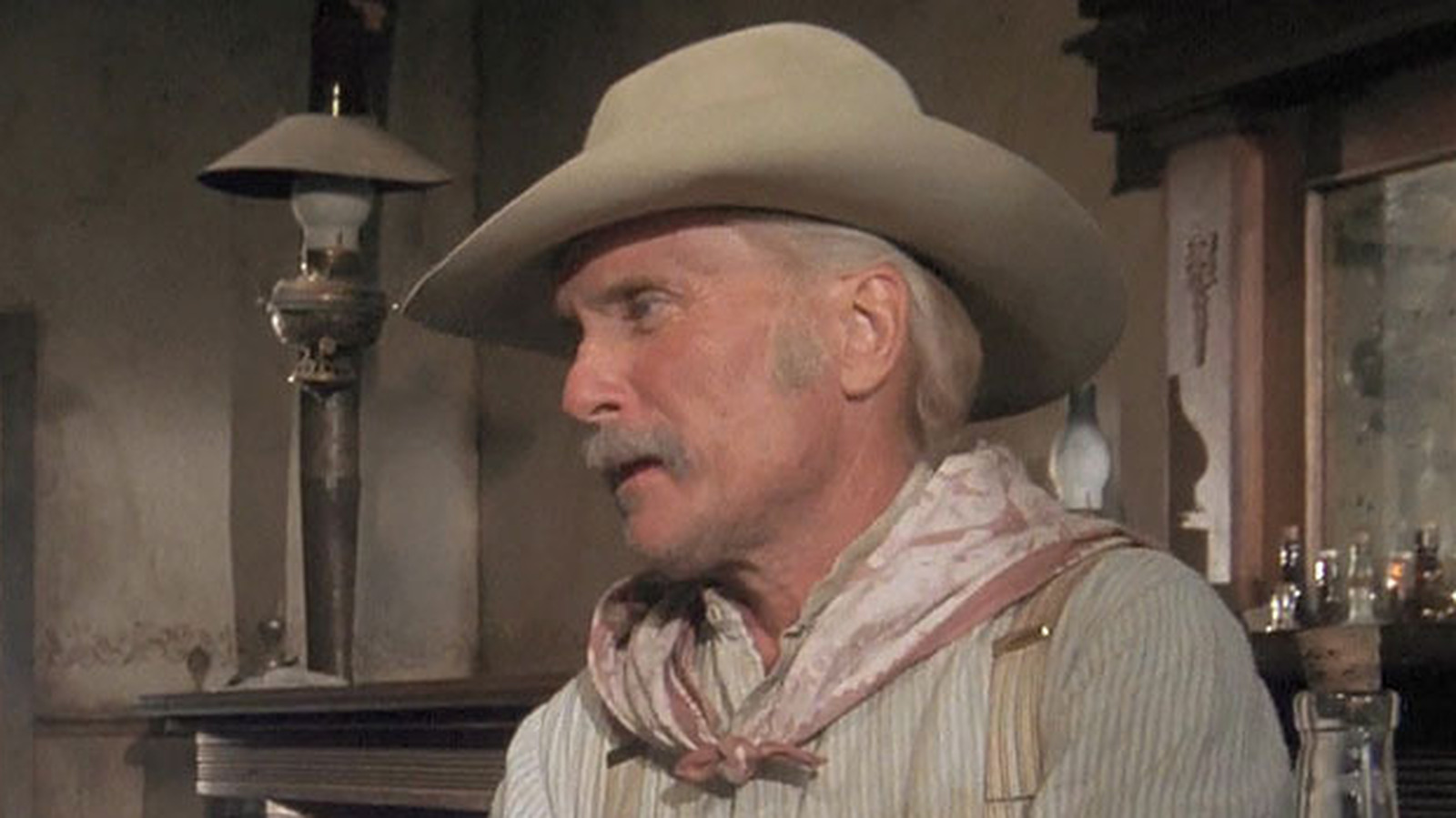 Robert Duvalls Hit 80s Western Series Helped Revitalize The Then-Failing Genre