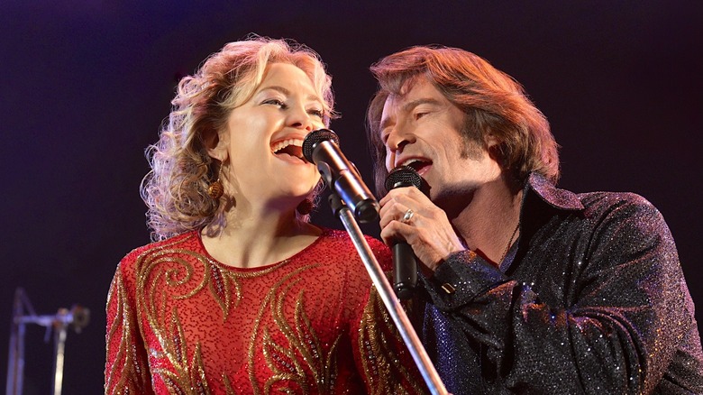 Kate Hudson e Hugh Jackman em Song Sung Blue