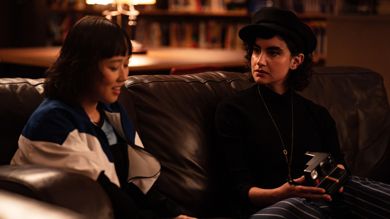 Quinn and Rhonda on School Spirits Season 3