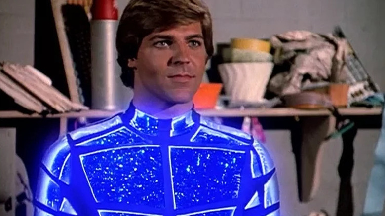 Chuck Wagner as Automan materializes in time to help.