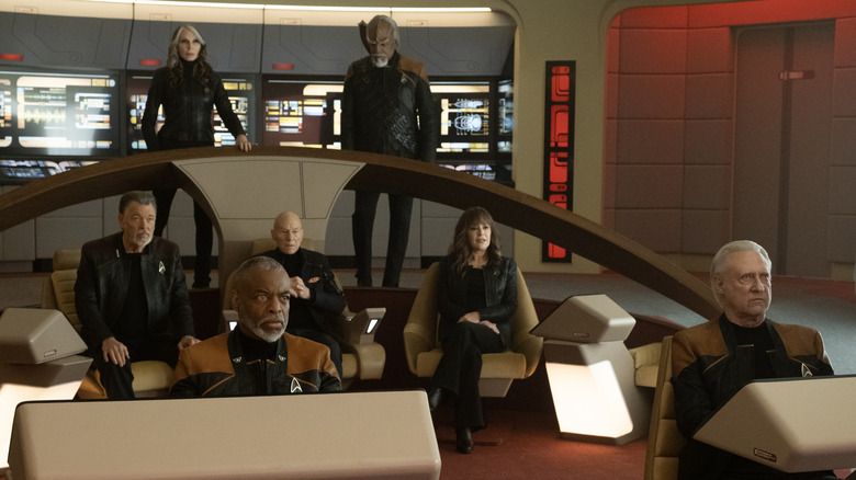 Original "Next Generation" crew on bridge of Enterprise in "Star Trek: Picard"