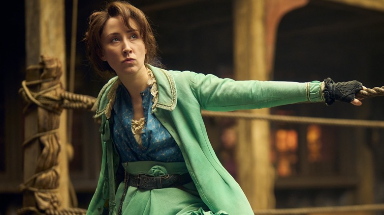 Mary Carr pendurada em cordas de boxe em Mil Golpes