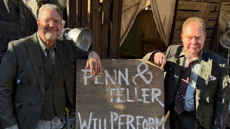 Penn Jillette in Stuart Fails to Save the Universe Season 1, Episode 1